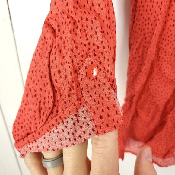 Express TOp Womens Size XS Polka Dot New Roll Tab Sleeves V Neck Red New - Picture 4 of 9